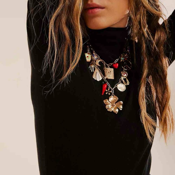 Free People Maxamillion Charm Necklace Flower Power One Size - Picture 5 of 15